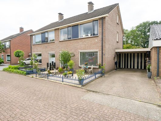 Hoofdfoto van Hengelo Jacques Urlusstraat 48