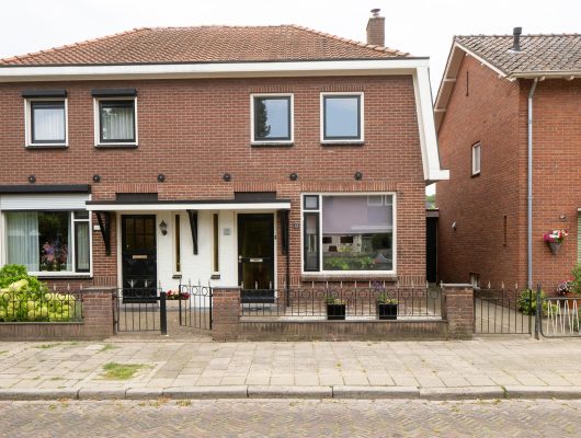 Hoofdfoto van Hengelo Wilgenweg 18