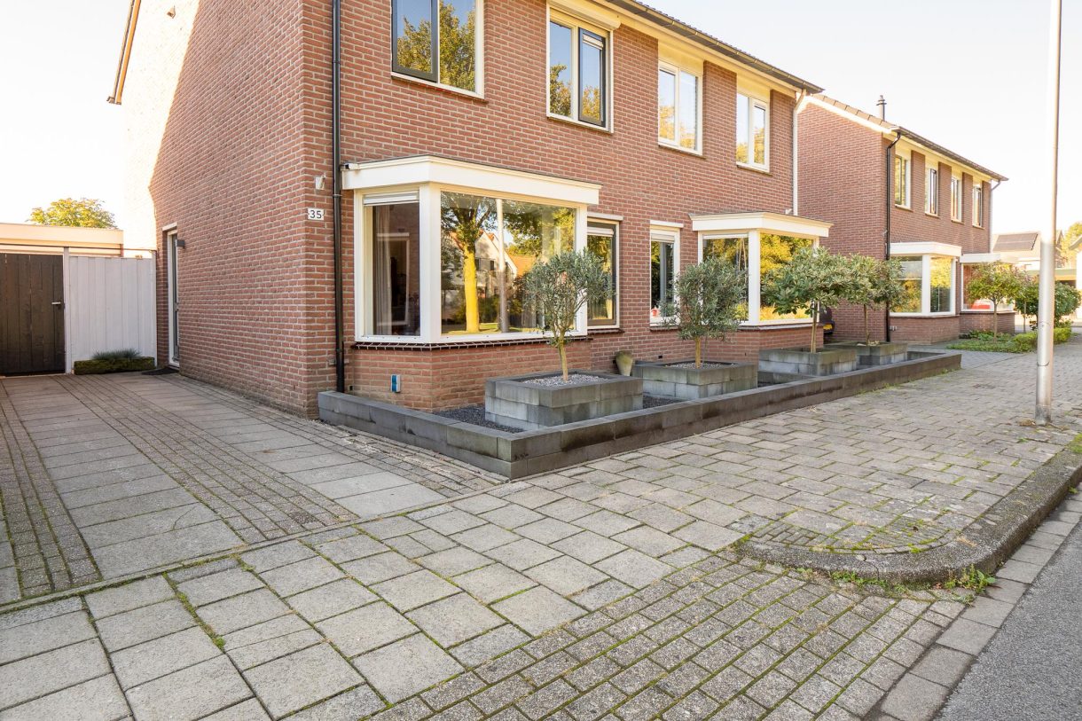 Te koop: Foto Woonhuis aan de Libellestraat 35 in Hengelo