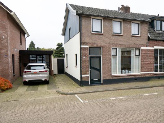Hoofdfoto van Hengelo Oude Postweg 42