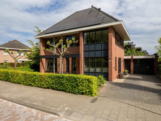 Hoofdfoto van Hengelo Bronforelstraat 44