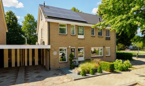Te koop: Foto Woonhuis aan de Johan Buziaustraat 22 in Hengelo