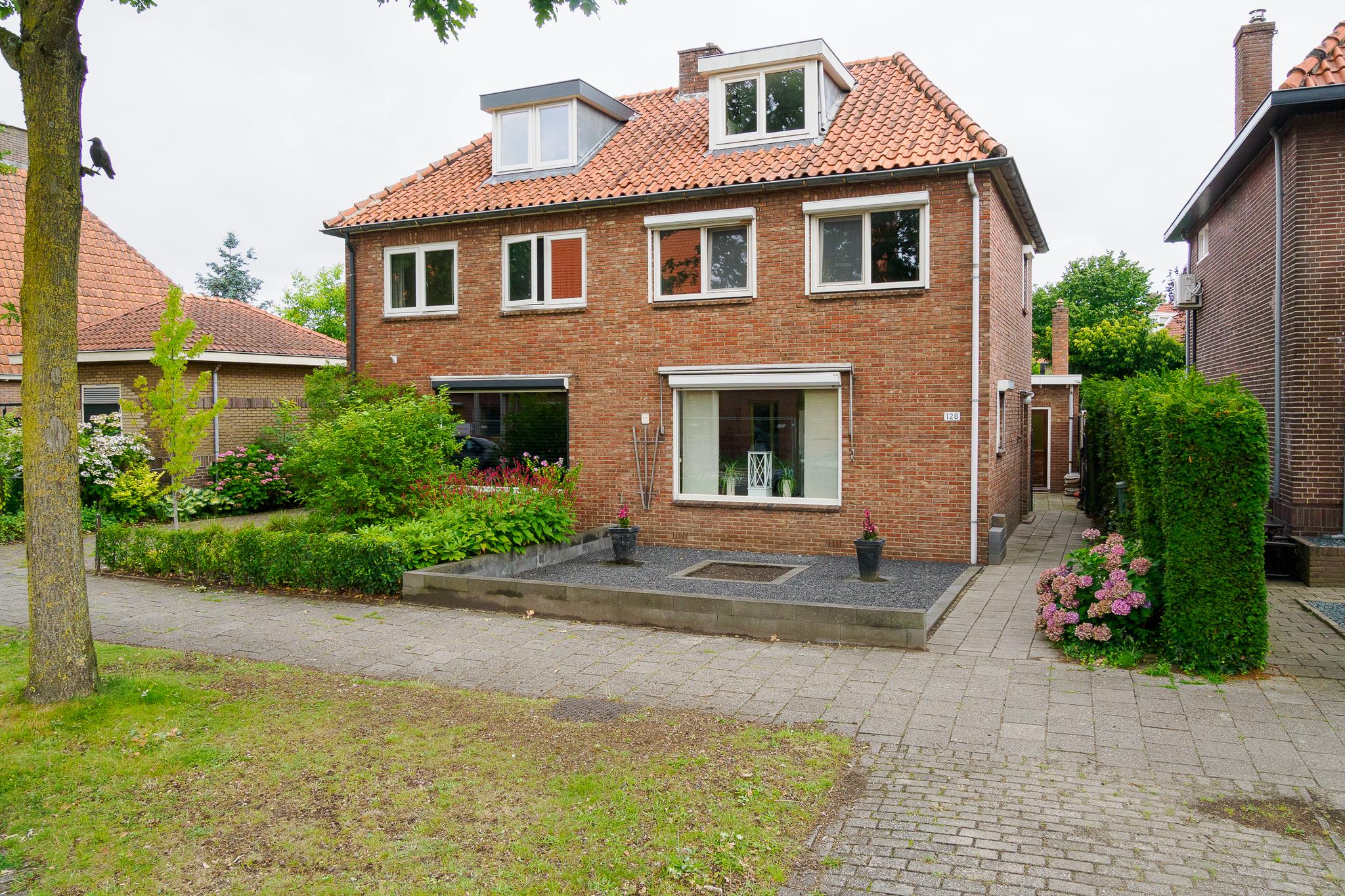 koop  Hengelo  Krabbenbosweg 128 – Hoofdfoto