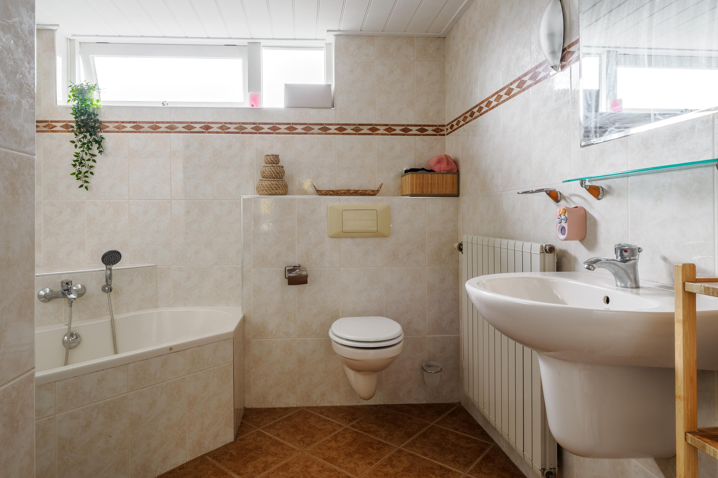 Te koop: Foto Woonhuis aan de Caro van Eyckstraat 15 in Hengelo