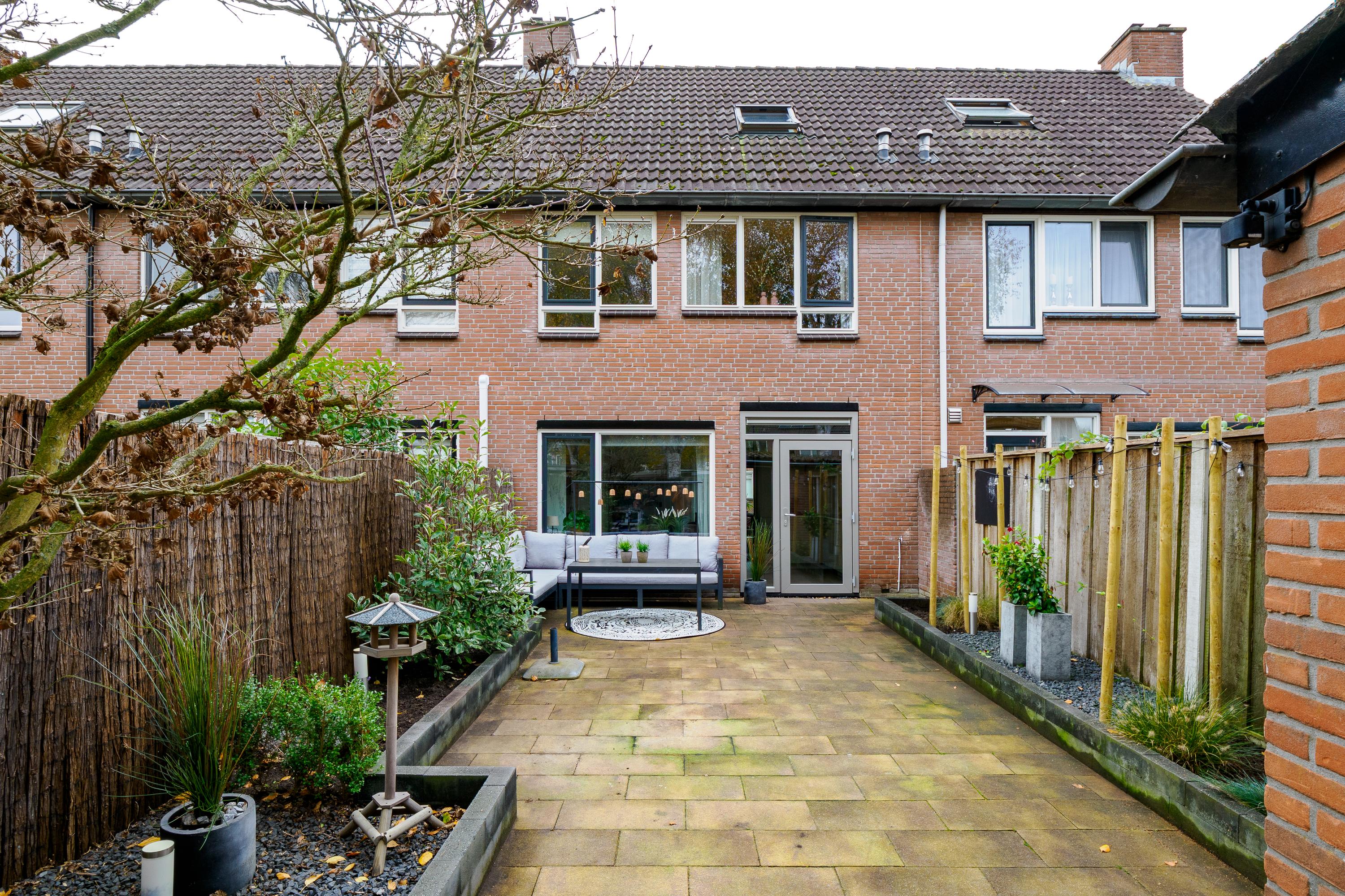 Te koop: Foto Woonhuis aan de Caro van Eyckstraat 15 in Hengelo