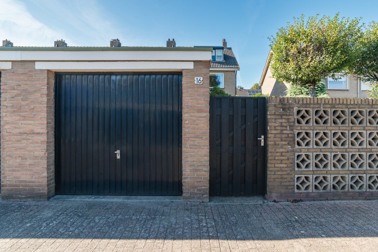 Te koop: Foto Woonhuis aan de J.A. Alberdingk Thijmstraat 16 in Hengelo