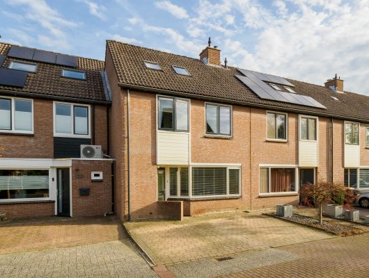 Hoofdfoto van Hengelo Julia Culpstraat 7